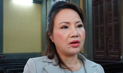 Bà Chu Thị Bình vừa được tòa tuyên EximBank trả cho bà 337 tỷ đồng. Ảnh: Tân Châu 