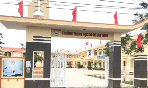 Vì áp lực thành tích mà một giáo viên của trường THCS Duy Ninh, huyện Quảng Ninh, tỉnh Quảng Bình đã yêu cầu học sinh tát bạn 231 cái 