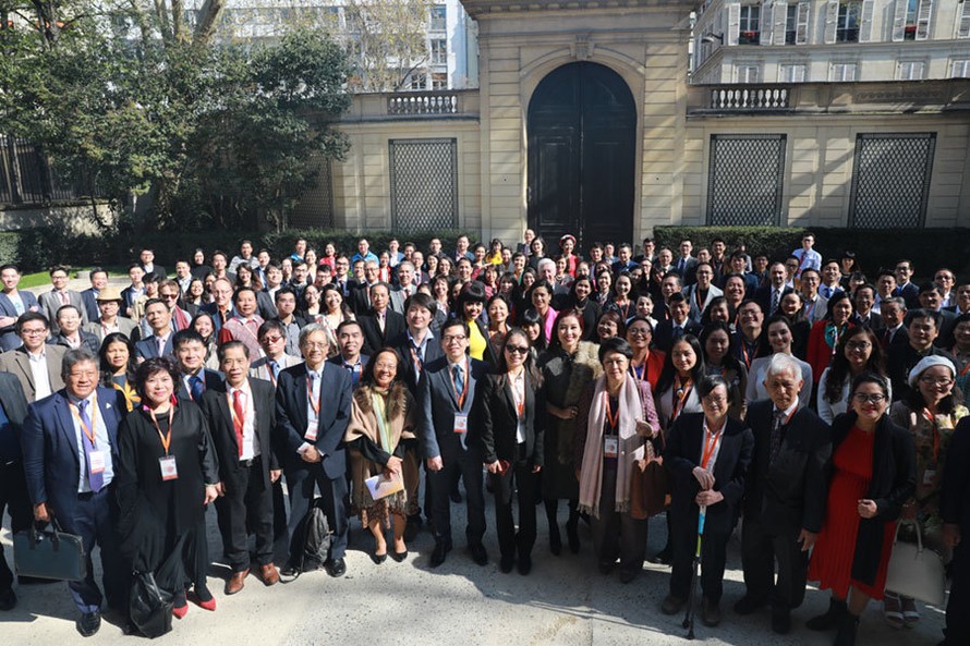 Các đại biểu tham gia diễn đàn tại Paris, PhápẢnh: VNN 