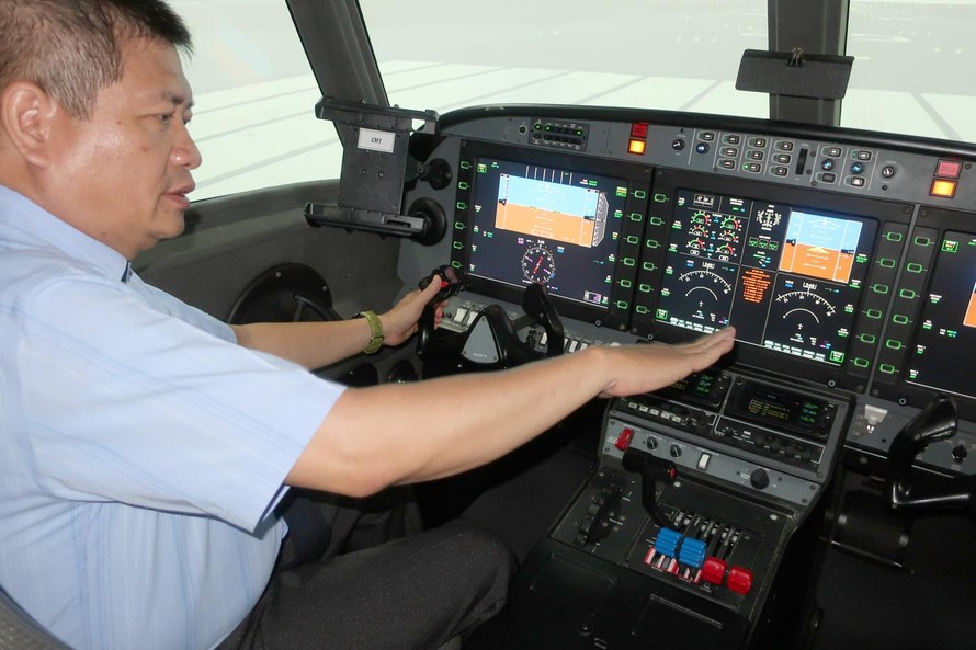 Buồng lái máy bay mô phỏng tại trung tâm huấn luyện phi công ở TPHCM.