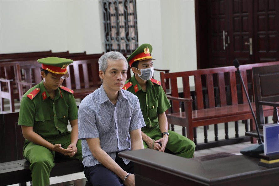 Cựu Phó Viện trưởng Viện KSND huyện Tân Châu, bị cáo Đặng Trường An tại phiên tòa Ảnh: Tân Châu