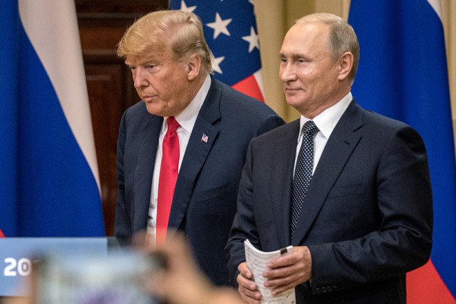 Ông Trump và ông Putin gặp nhau ở Helsinki, Phần Lan Ảnh: Getty Images 