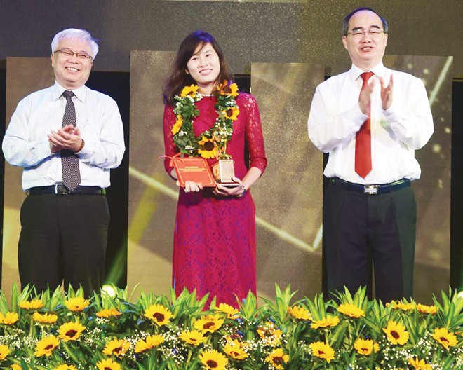 Trịnh Kiều Thế Loan nhận giải thưởng Quả Cầu Vàng năm 2018