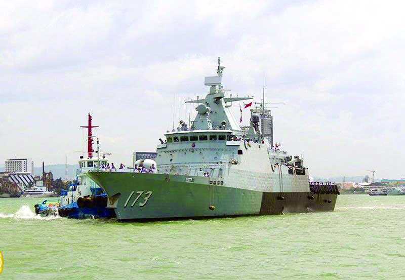 Một khinh hạm thuộc Hải quân Hoàng gia Malaysia Ảnh: Philstar 