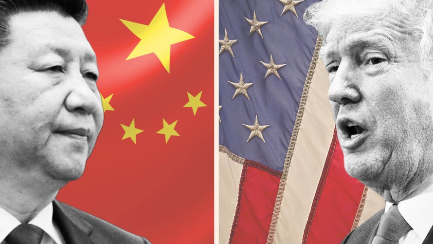 Tổng thống Mỹ Donald Trump (phải) nói ông và Chủ tịch Trung Quốc Tập Cận Bình sẽ gặp và ký thỏa thuận giai đoạn một Ảnh: FT