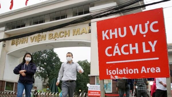 Bệnh viện Bạch Mai, nơi bị cách ly nhiều ngày qua để tránh lây lan dịch ảnh: hoàng mạnh thắng