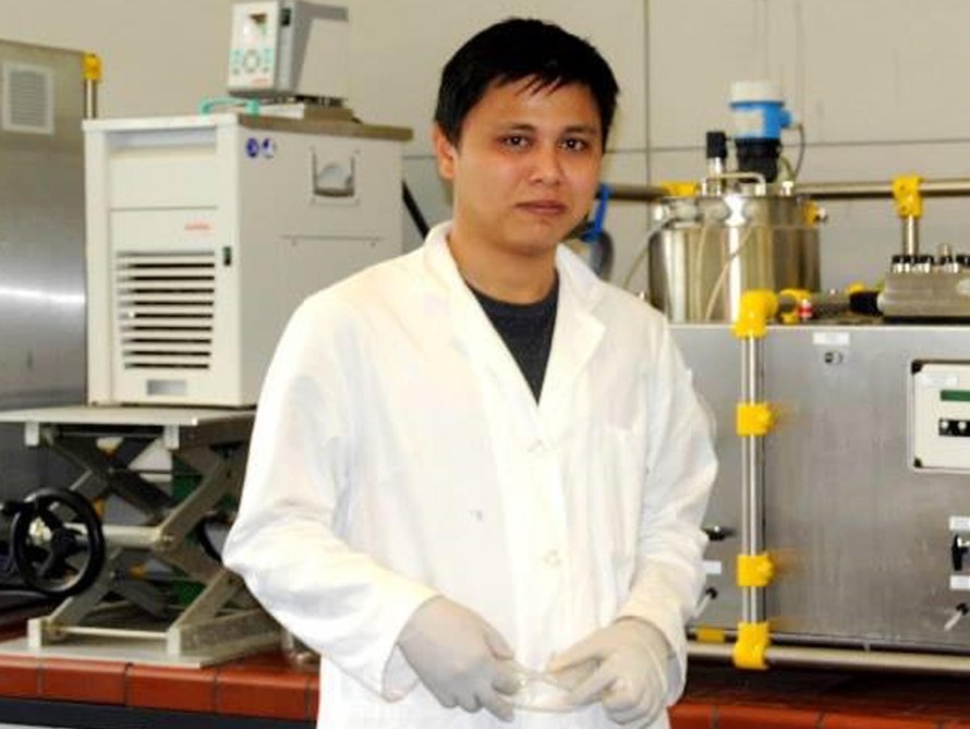 Giám đốc Trần Thái Sơn trong phòng thí nghiệm Ảnh: NVCC 