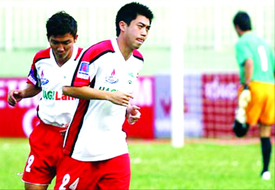 Lee Nguyễn thời còn khoác áo HAGL ở V-League 