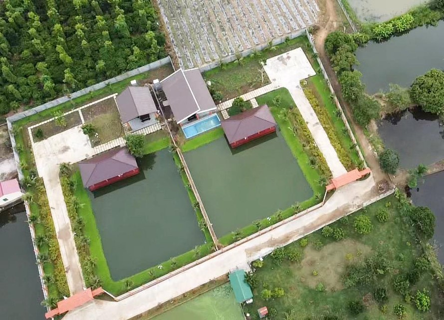 Hai căn nhà xây dựng trái phép trên đất nuôi trồng thủy sản