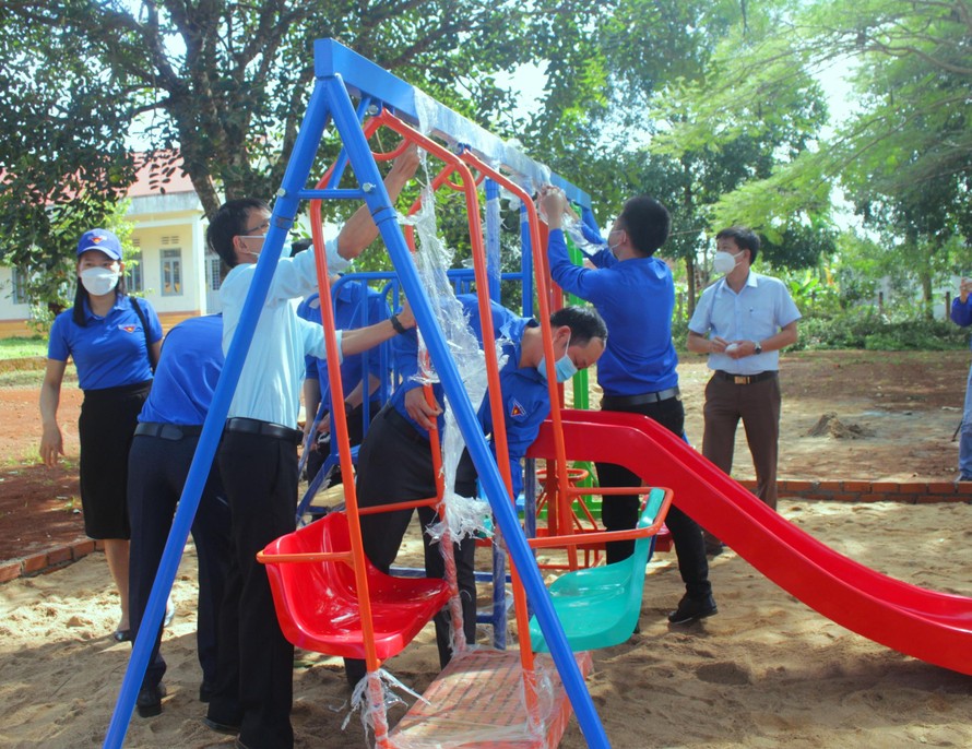 Khu vui chơi tại điểm trường thuộc xã vùng 3 của tỉnh Đắk Lắk
