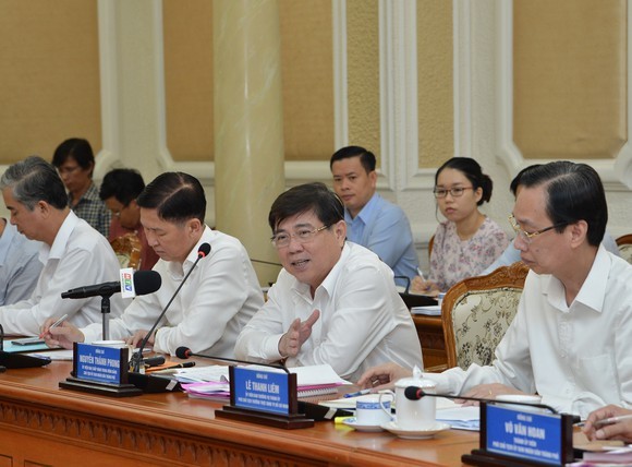 Chủ tịch TPHCM phân công lại công tác sau khi ông Trần Vĩnh Tuyến bị khởi tố