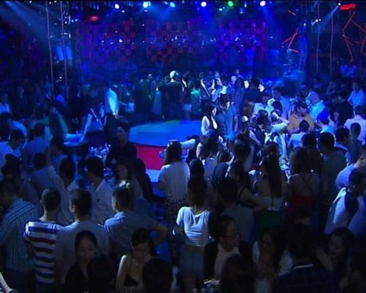 TPHCM ban hành các điều kiện mở lại quán bar, vũ trường, karaoke