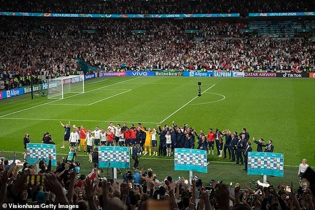 Anh vào chung kết, UEFA ‘trúng số’ 25 triệu bảng tiền vé