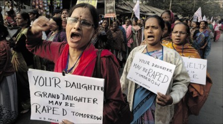 Dư luận Ấn Độ thời gian qua liên tục sục sôi vì các vụ hãm hiếp