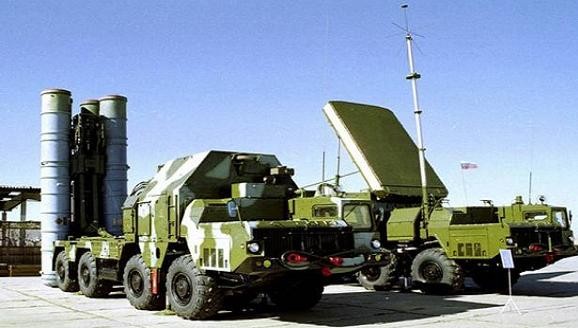 Hệ thống tên lửa phòng không S-300 của Nga
