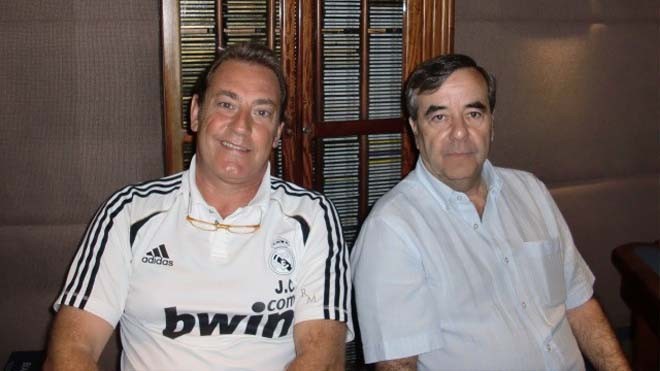 Ông Manuel Parreno Rodriguez (phải) cho biết, đội bóng hoàng gia Tây Ban Nha đang ấp ủ kế hoạch mở Học viện bóng đá tại Việt Nam. Ảnh: RFC.