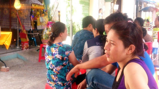 Bà Nguyễn Thị Lệ, mẹ nạn nhân, kể lại vụ việc