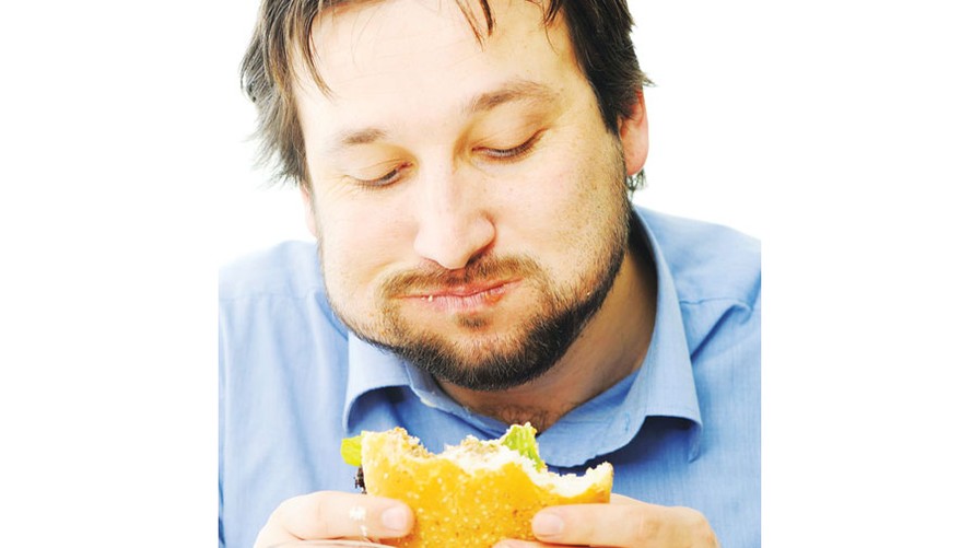 Rối loạn ăn uống - minh chứng bằng kén ăn hoặc ăn uống quá độ - cũng có xảy đến với đàn ông