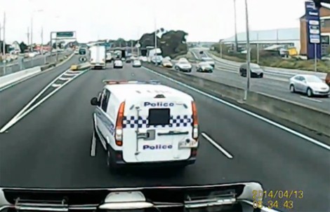 Xe cảnh sát và cú vượt thần tốc