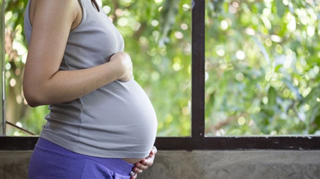 Người mang thai cần có chế độ ăn uống, nghỉ ngơi hợp lý để được khỏe mạnh - Ảnh: Shutterstock 