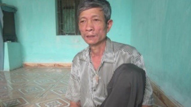 Ông Nguyễn Văn Chén bố nạn nhân chia sẻ với phóng viên.