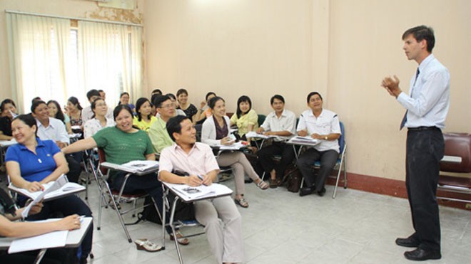 Một lớp bồi dưỡng giáo viên tiếng Anh các trường THCS do Sở GD-ĐT TP.HCM và Trường ĐH Sư phạm TP.HCM tổ chức - Ảnh: Đào Ngọc Thạch 