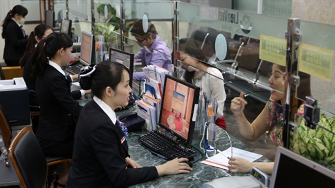 Theo Chủ tịch và Tổng giám đốc nhiều ngân hàng thì mức lương theo báo cáo của Adecco chỉ phù hợp với các nhà băng nước ngoài đang hoạt động tại Việt Nam. Ảnh: Đức Đồng