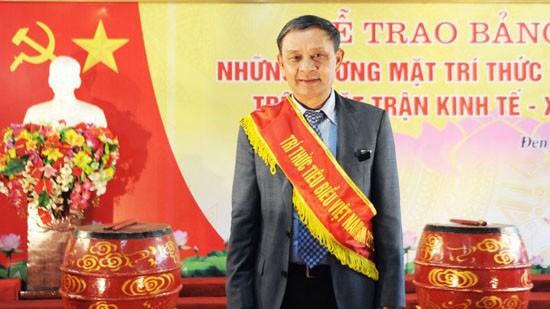 Chủ tịch kiêm CEO MobiFone ông Mai Văn Bình năm nay đã 60 tuổi. Ảnh: Ictnews. 