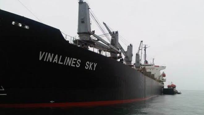 Tàu Vinalines Sky từng bị phía Hàn Quốc bắt giữ theo yêu cầu của SKE&C sau khi có phán quyết của VIAC. Ảnh: Vinalines