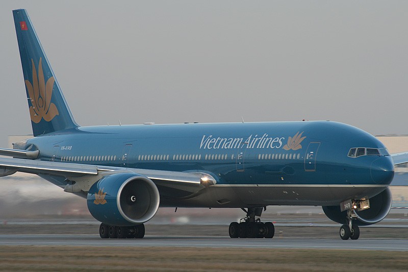 Vietnam Airlines điều chỉnh một số đường bay để tránh bão