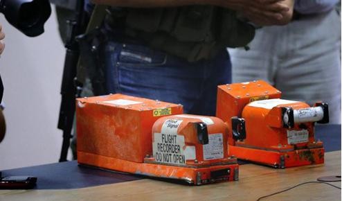 Chuẩn bị phân tích hộp đen máy bay MH17 