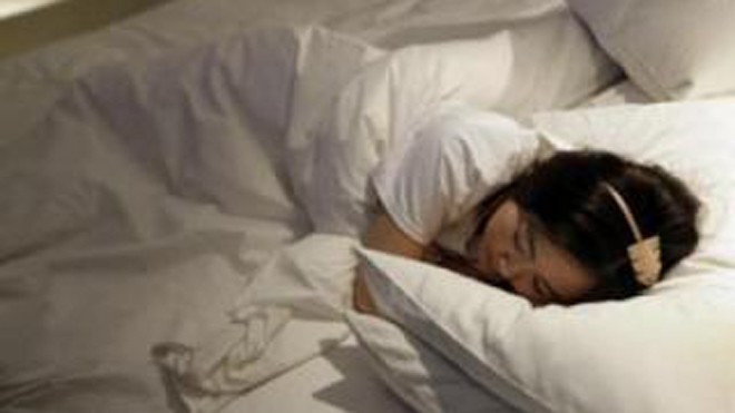 Các nhà khoa học Mỹ cho rằng mất ngủ thường xuyên dẫn đến rối loạn trí nhớ - Ảnh: Reuters