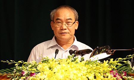  Thứ trưởng Bộ GD&ĐT Nguyễn Vinh Hiển phát biểu tại hội nghị tổng kết năm học 2013 - 2014 sáng nay, 29/7.