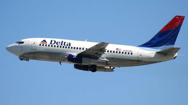 Một chiếc máy bay của hàng không Delta Airlines. Ảnh: Decaedere