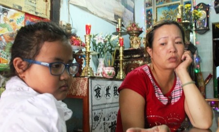 Nỗi đau quá lớn của vợ con anh Phạm Thành Long.