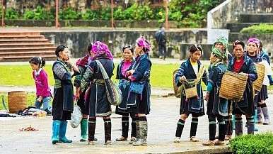 Phụ nữ Hmong ở Sa Pa. Ảnh: Shutterstock 
