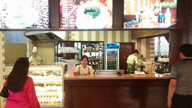 Một quầy bán cà phê ở Bình Nhưỡng. Ảnh: nknews 