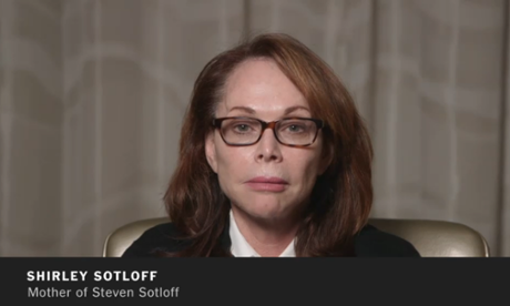 Bà Shirley Sotloff xuất hiện trong video kêu gọi thả con trai. 