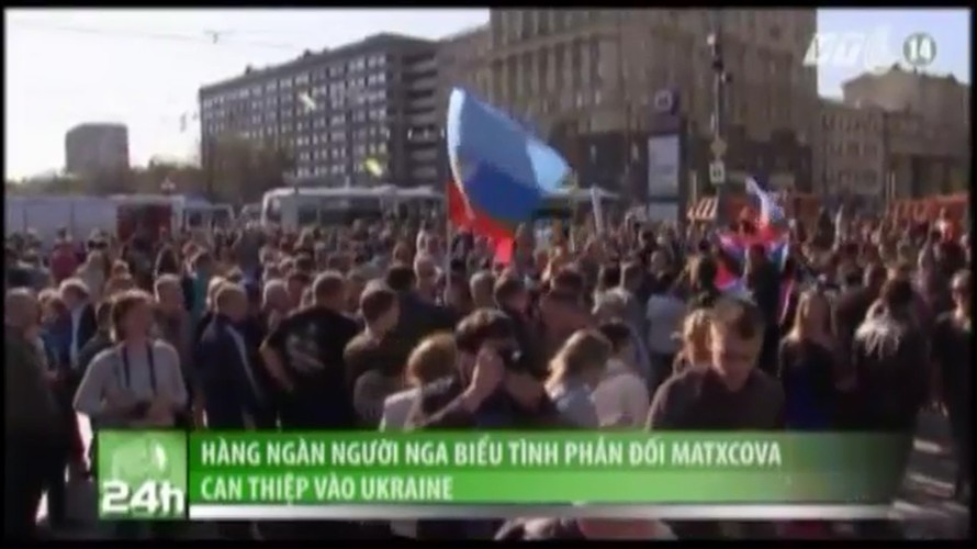 Hàng ngàn người Nga tuần hành vì hòa bình Ukraine