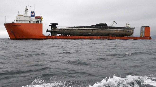 Toàn cảnh tháo dỡ tàu ngầm hạt nhân Nga
