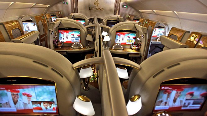 Khoang hạng nhất của Emirates Airlines.