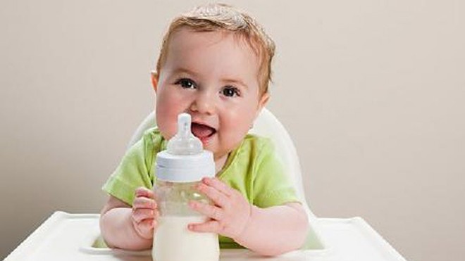 Suy nghĩ cực sai lầm khi chọn sữa cho con