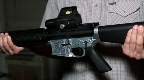 Khẩu AR-15 được in bằng máy Ghost Gunner- Ảnh: Chụp từ clip 