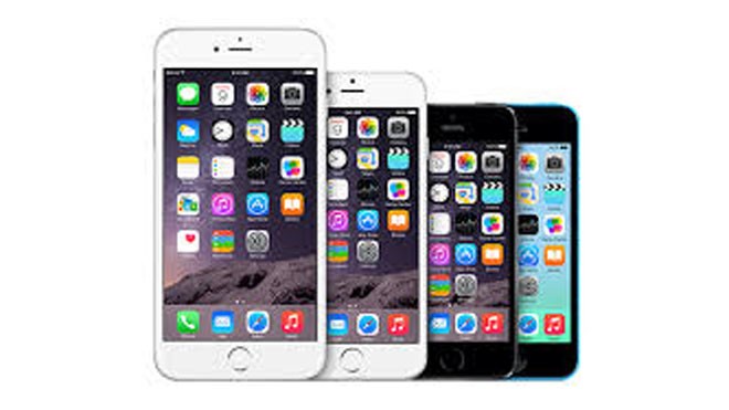 Giá các mặt hàng iPhone giảm nhẹ vào dịp cuối năm khiến nhu cầu tăng cao. Ảnh: Thanh Viên.