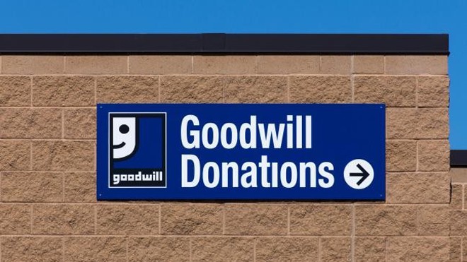 Goodwill là chuỗi cửa hàng bán đồ cũ giá rẻ nổi tiếng và lớn nhất nước Mỹ. Ảnh: UPI 