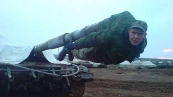 Những hình ảnh ngộ nghĩnh, khó tin của quân đội Nga