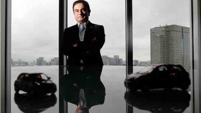 Carlos Ghosn cùng lúc lãnh đạo Renault, Nissan và AvtoVaz.