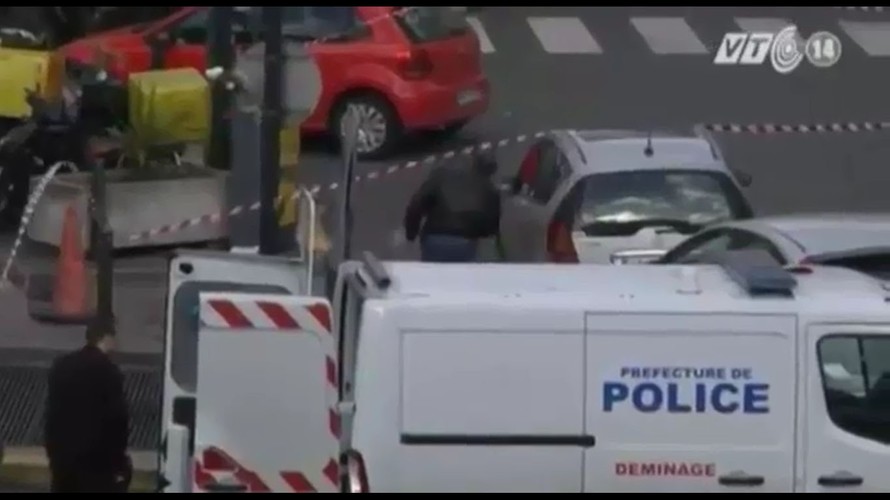 Nhận diện nghi phạm thứ 5 trong vụ khủng bố ở Paris