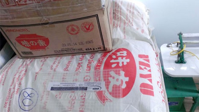 Hơn nửa tấn mỳ chính Trung quốc (vừa dạng nguyên liệu rời, vừa đã được đóng gói thành phẩm giả nhãn hiệu Ajinomoto) bị CAQ Bắc Từ Liêm thu giữ.