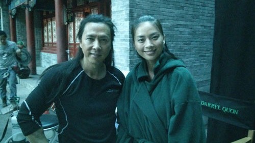 Diễn viên Ngô Thanh Vân bên tài tử Chân Tử Đan ở phim trường tại New Zealand.
